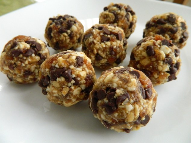 CashewBlissBalls2
